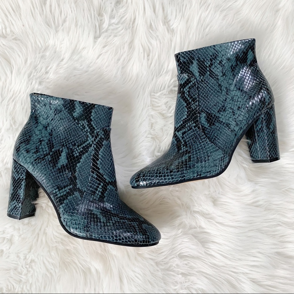 Vince Camuto Python Boo…